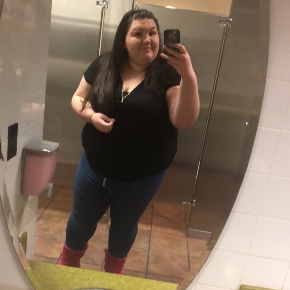 Meet your Posher, Marissa